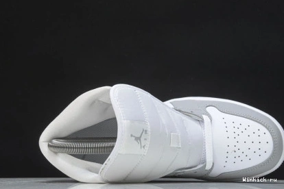 Mid Wolf Jordan Aluminum Grey Air 1 0821